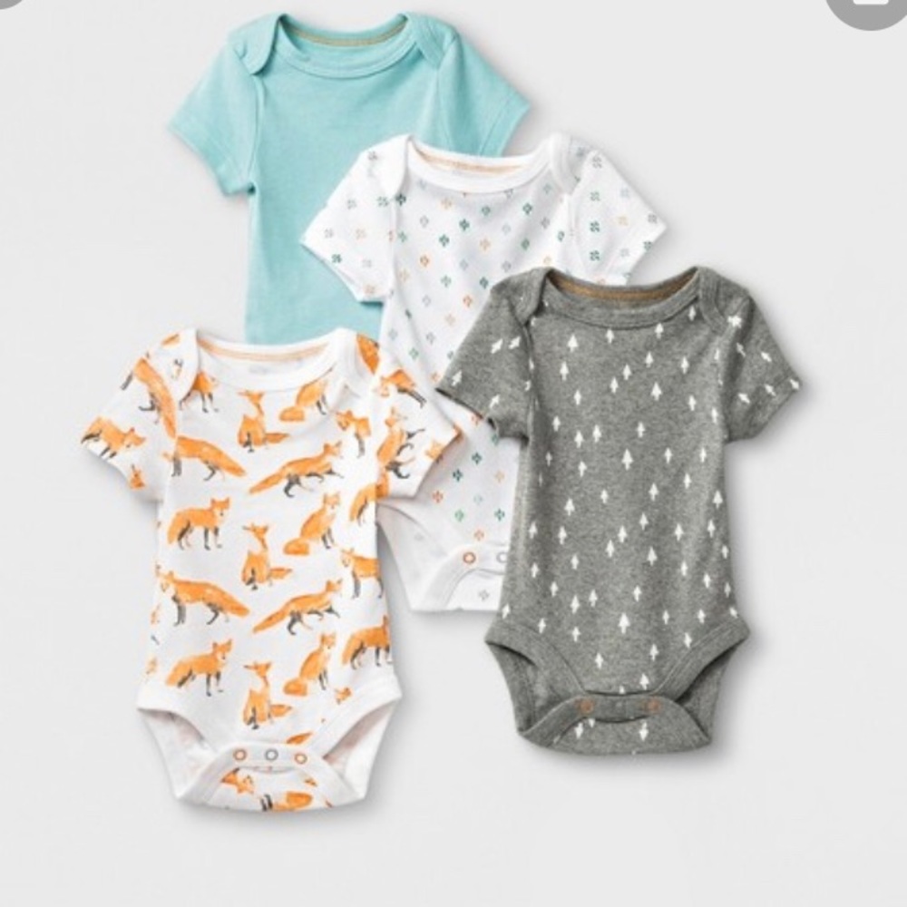 CLOUD ISLAND -  Short Sleeve Bodysuit .